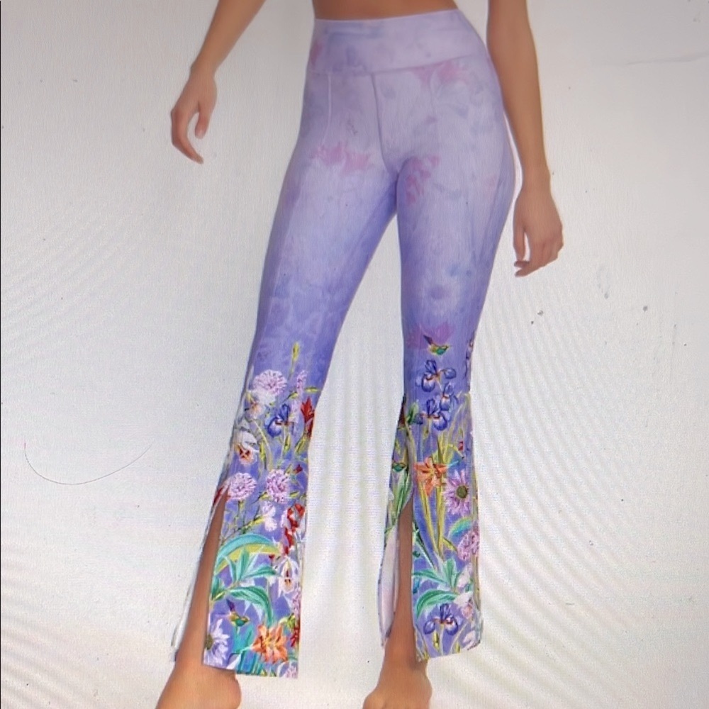 $230 out of stock Johnny Was Bee Active High Waisted Slit Legging Size M